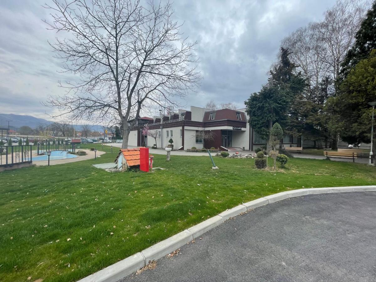 Bed and Breakfast Prenociste Gazela Pirot Zewnętrze zdjęcie