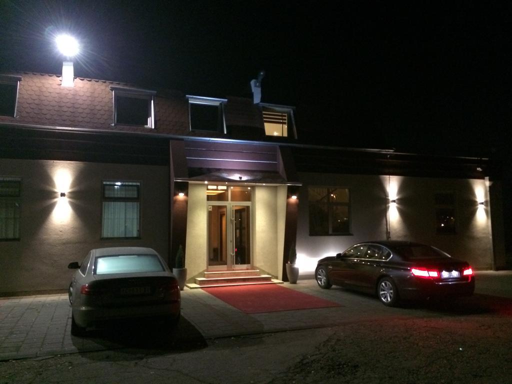 Bed and Breakfast Prenociste Gazela Pirot Zewnętrze zdjęcie