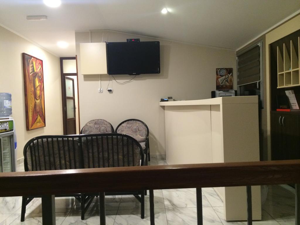 Bed and Breakfast Prenociste Gazela Pirot Zewnętrze zdjęcie